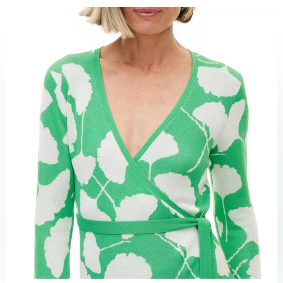 New Diane Von Furstenberg by Target V-Neck Ginkgo Long-Sleeve Sweater Wrap Top L - Picture 8 of 11